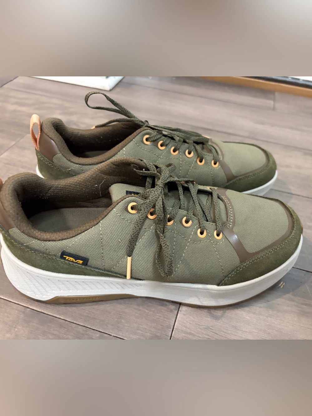 Teva Ellwood Women's Low Top Lace Up Canvas Sneakers Green Olive